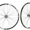 Roues AMERICAN CLASSIC RACE 27.5 » DISC TUBELESS 1435 Gr -Vélos de Route Soldes AMC RACE 1 1