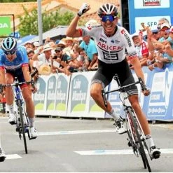 Vélo BH G7 PRO Shimano Ultégra 8000 11V Noir/jaune Flash Vernis 12 Vélo BH G7 PRO Shimano Ultégra 8000 11V Noir/jaune Flash Vernis -Vélos de Route Soldes BH G7 arkea barguil 1