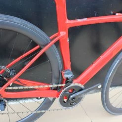 Vélo BH G8 DISC « Limited Edition » SRAM Force AXS 12V Rouge/corail -Vélos de Route Soldes BH G8 corail 2 scaled 1