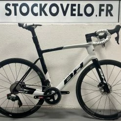 Vélo BH G8 DISC « Limited Edition » SRAM Rival AXS 12V Noir/blanc