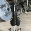 Selle AERO PRO RACE Triathlon Noire 1 Selle AERO PRO RACE Triathlon Noire -Vélos de Route Soldes IMG 1093