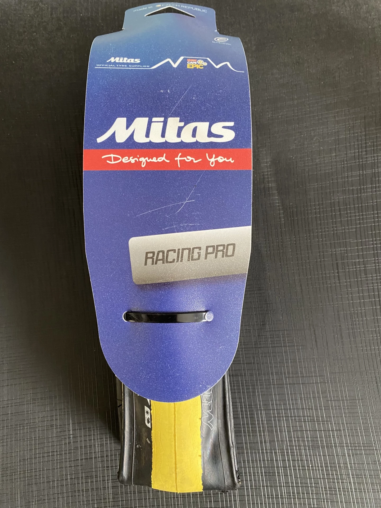 Pneu MITAS PHOENIX Racing Pro Noir/jaune 700x23c 3 Pneu MITAS PHOENIX Racing Pro Noir/jaune 700x23c