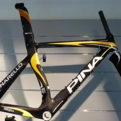 Vélo PINARELLO FT3 Carbone Shimano Ultégra 8000 11V Noir/gold/silver -Vélos de Route Soldes cadre pinarello FT3 noir gold