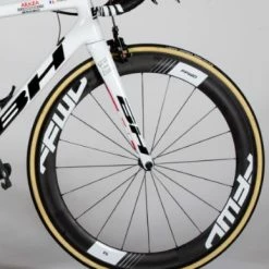 Roue Avant FAST FORWARD F6 DT240S Boyau