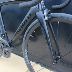 Vélo GUERCIOTTI EUREKA AIR Carbone Shimano Ultégra 8000 11V Noir 10 Vélo GUERCIOTTI EUREKA AIR Carbone Shimano Ultégra 8000 11V Noir -Vélos de Route Soldes guerciotti noir 3 scaled 1