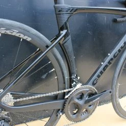 Vélo GUERCIOTTI EUREKA AIR Carbone Shimano Ultégra 8000 11V Noir 11 Vélo GUERCIOTTI EUREKA AIR Carbone Shimano Ultégra 8000 11V Noir -Vélos de Route Soldes guerciotti noir 4 scaled 1