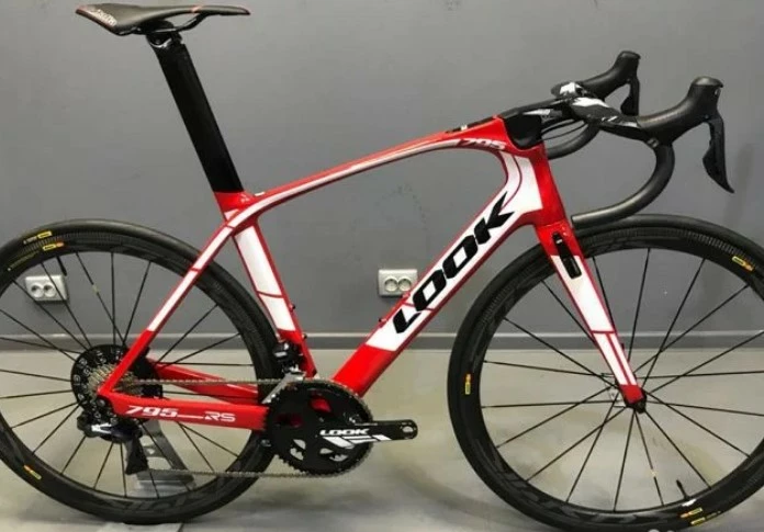 LOOK 795 AEROLIGHT RS Red Glossy Shimano Ultégra 8000 11V 3 LOOK 795 AEROLIGHT RS Red Glossy Shimano Ultégra 8000 11V