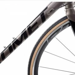 DEDACCIAI Vélo ROMET Huragan 4 Alu/carbone 2022 -Vélos de Route Soldes romet huragan 4 4 1