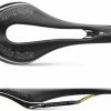 Selle ITALIA SLR Tekno Flow Carbone 110 Gr -Vélos de Route Soldes selle ITALIA SLR kit carbonio