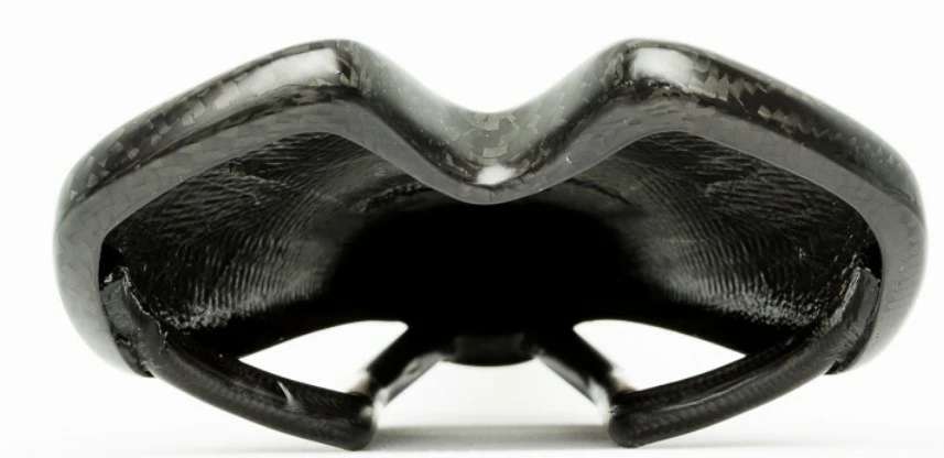 SELLE TUNE REFORMER Carbone 79 Gr 5 SELLE TUNE REFORMER Carbone 79 Gr – Image 3